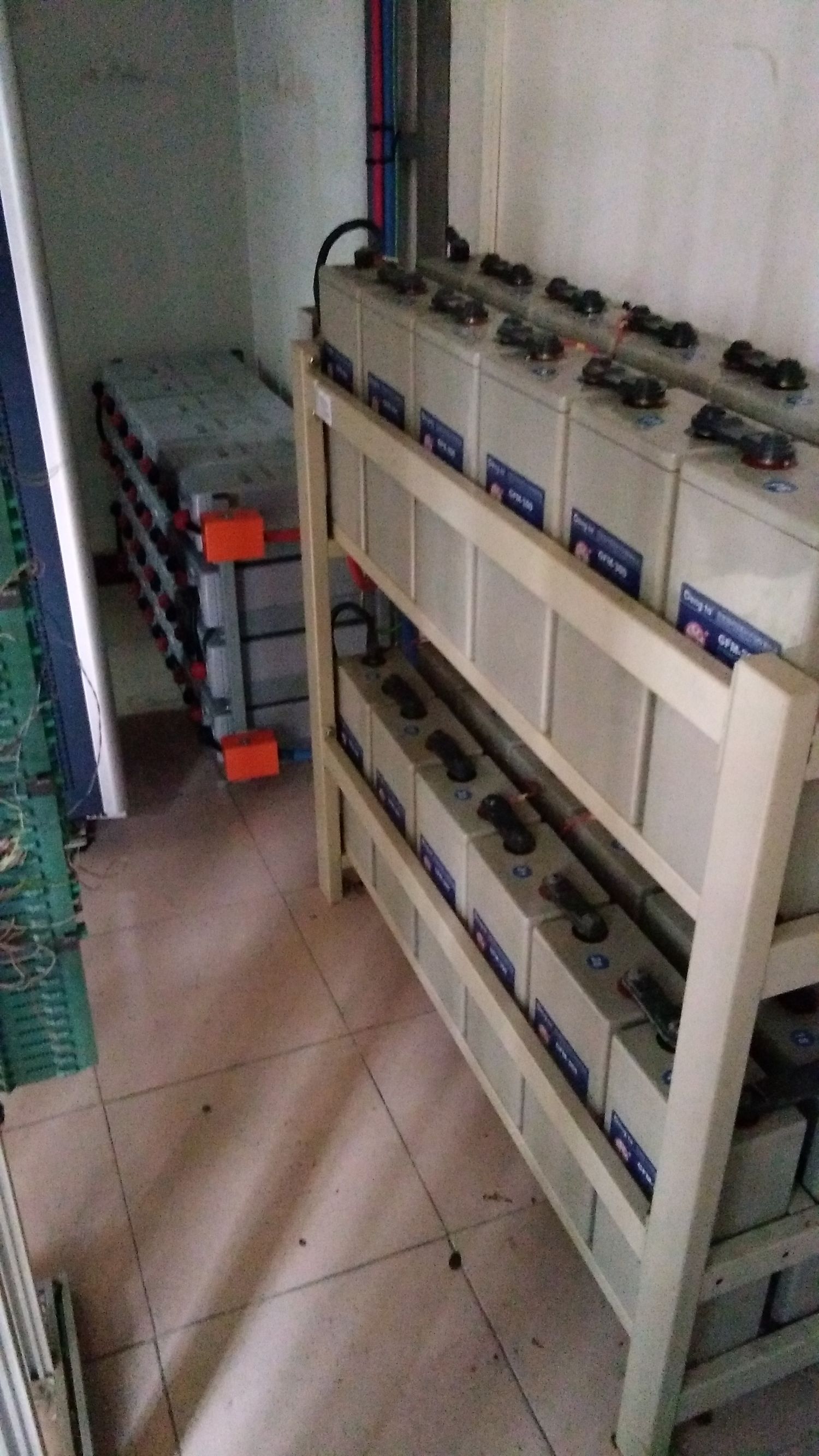 机房用的电池有哪些,机房备用电池安装