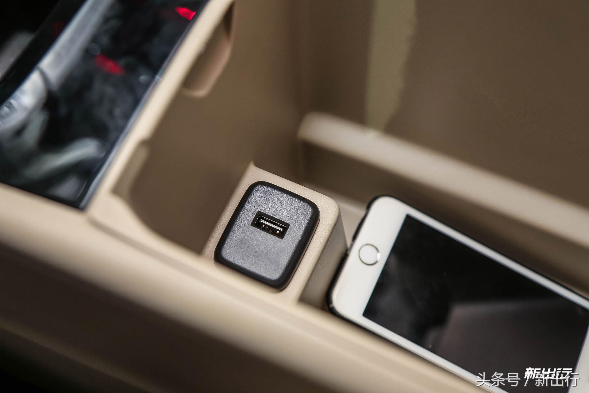 别克君威2017款30h豪华型,远距离看新款君威