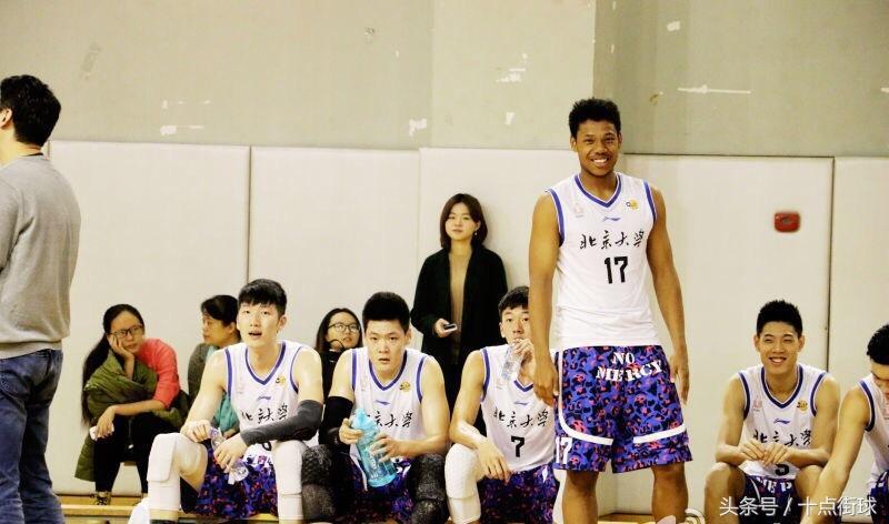 中国篮球即将诞生第二名黑人混血球员，曾获韦德盛赞：天赋太好，未来能进NBA！