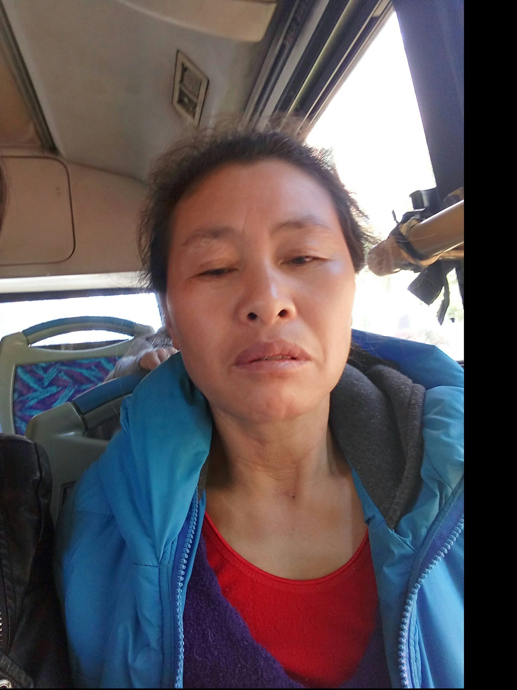 急寻:长沙52岁抑郁女子离家出走,身高1米6,穿绿色棉麻上衣、黑色雪纺裙裤,望您留意