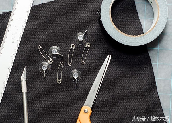 想隔着玻璃拍大片被玻璃反光困扰?这样就能消除玻璃反光!