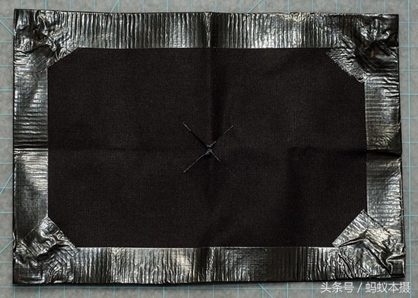 想隔着玻璃拍大片被玻璃反光困扰?这样就能消除玻璃反光!