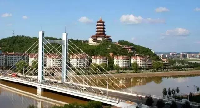 各个地方的特色美景美食,这些地方景色美食都不容错过