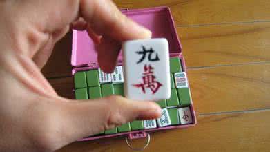 麻将思路和技巧,麻将的打法和技巧先成牌