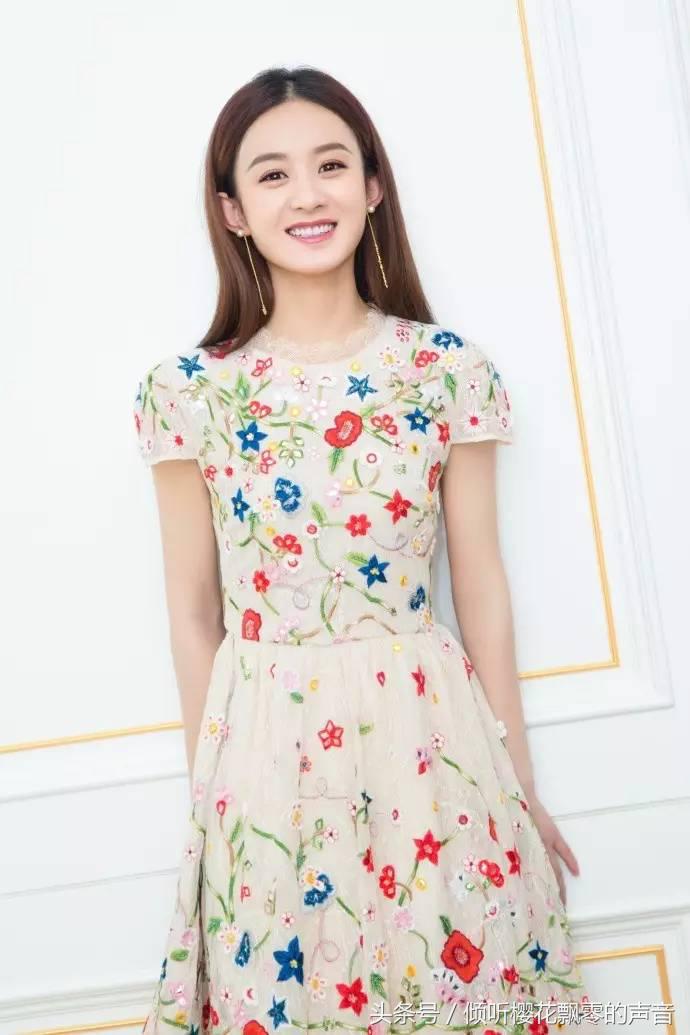 纯洁高贵的白玫瑰,纯洁而又高贵的白玫瑰