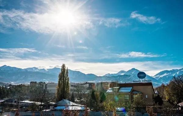 有51个可以免签和落地签的国家,23年免签或落地签国家