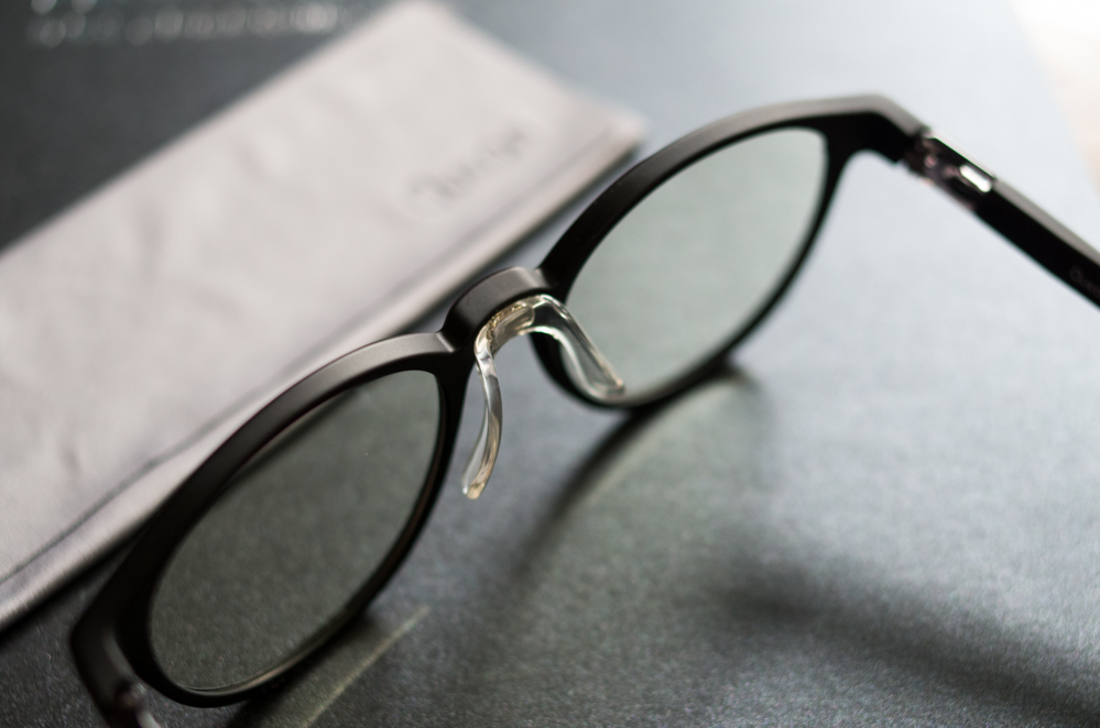 变色炫酷眼镜测评,防蓝光变色眼镜推荐测评