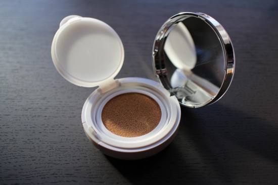 美宝莲气垫和欧莱雅气垫哪个好,气垫BB哪家好