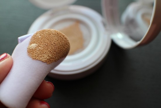 美宝莲气垫和欧莱雅气垫哪个好,气垫BB哪家好