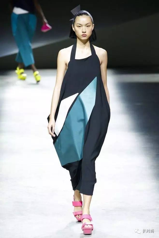 干货！你和设计大神之间，只差一个拼接