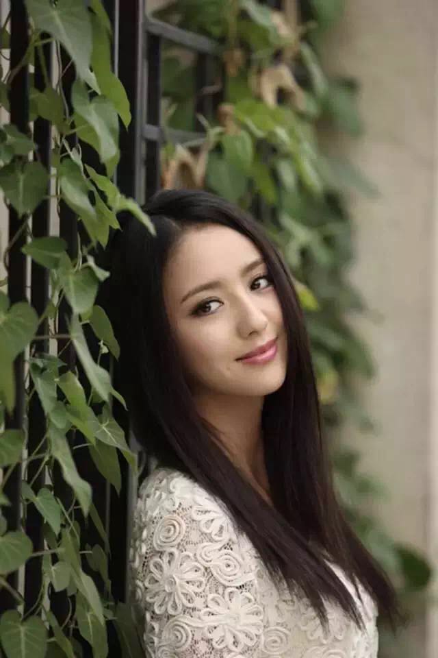 中分适合短脸吗,为什么中分反而显脸大