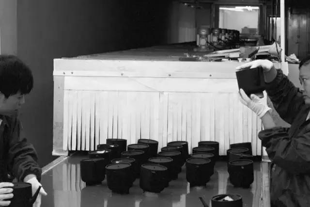 这只高颜值电水壶,美到连英国亲王都想要?|百匠大集