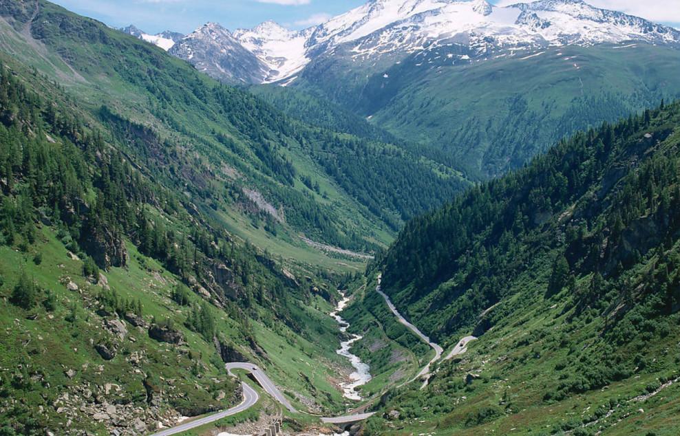 韦达庆找马却找到了数不清的人骨和陶片还听到千军万马厮杀专家说那地方叫“雷打岩