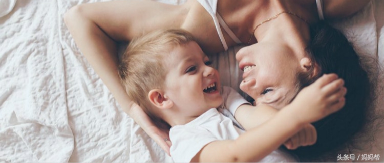 月经不来排卵试纸连续弱阳正常吗,排卵试纸没测到排卵但是怀孕了