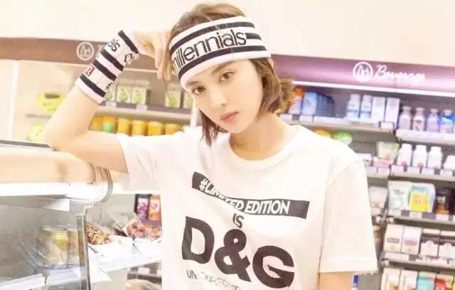 lvsupreme鞋,lvsupreme拍卖行球鞋