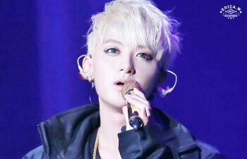 鹿晗vs张艺兴黄子韬,鹿晗与鹿晗pk视频