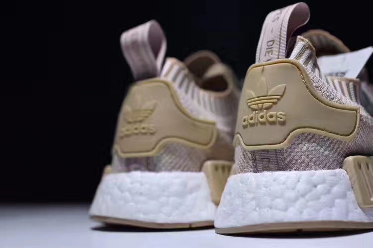 阿迪耐克高仿鞋,阿迪耐克衣服精仿与正品