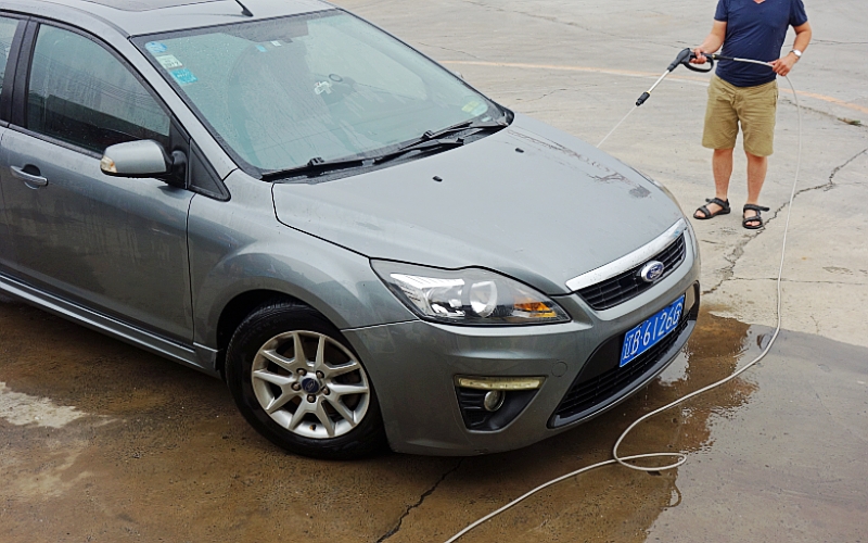 用它轻松搞定洗车清洁到位,怎么快速洗车洗得干净效率快