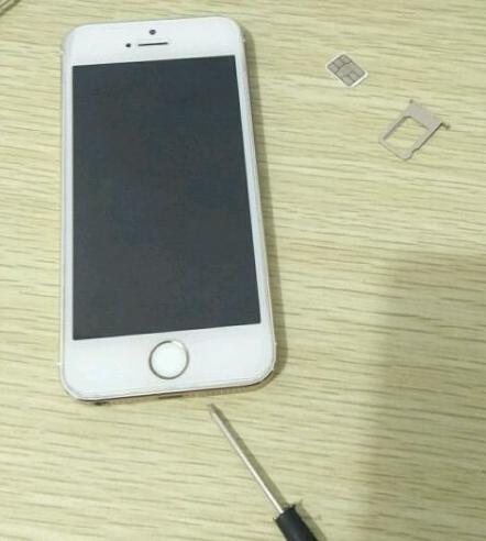 娌℃妧鏈氨鍒幓浣滄,鏂颁拱鐨刬phone鍒潃鎬ユ媶