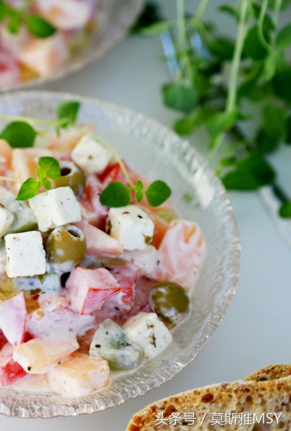 有一种沙拉蔬菜像薄荷叶,有一种蔬菜叫沙拉