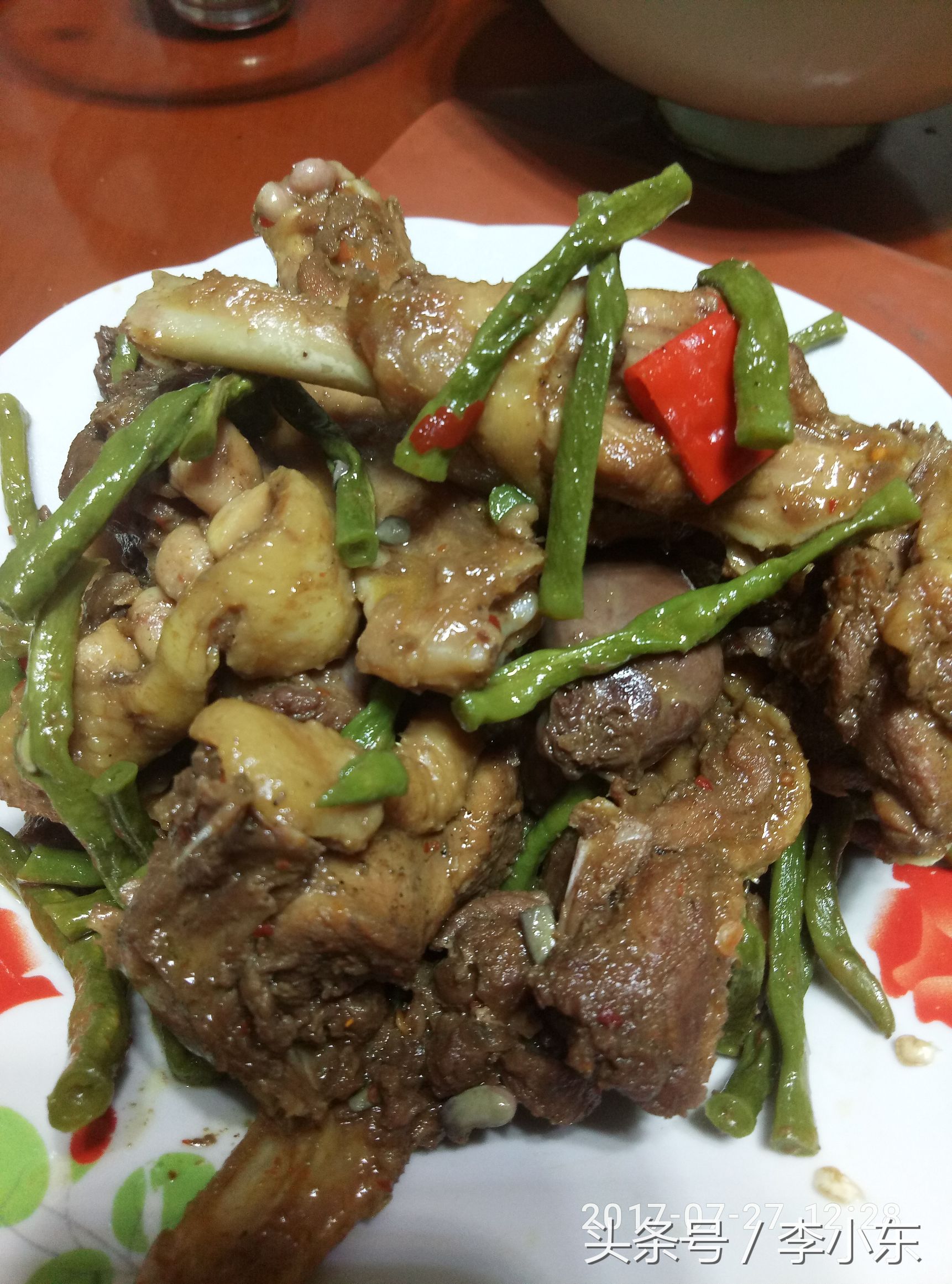 第一次做鸭翅视频,第一次做鸭爪的说说