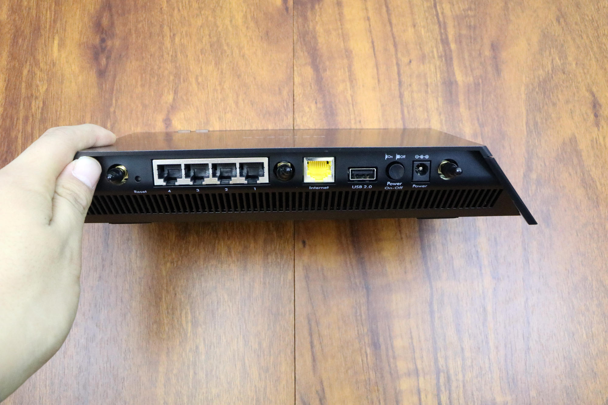 netgearr7000路由器怎么拆,netgearr6300路由器怎么样