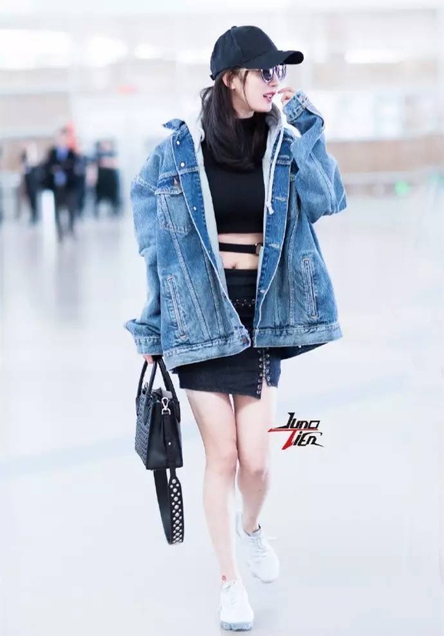 杨幂带货女王是怎么样的,爆款女王杨幂又美出新高度