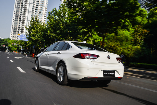 别克君威2.0t2024款性能测试,1.5t配9at变速箱怎么样君威