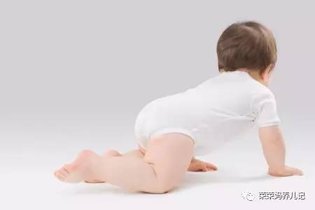 0-1岁幼儿爬行训练方法,爬行需要刻意训练吗