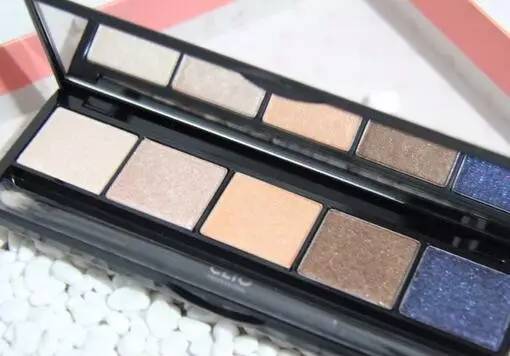 新手小白眼影盘推荐,新手平价眼影20块钱以内