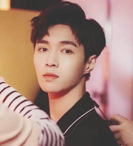 明星杨幂个人简历,赵丽颖杨幂杨洋黄轩一线明星