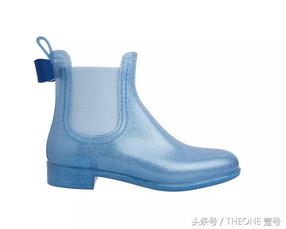 我掐指一算，你该买双雨鞋了