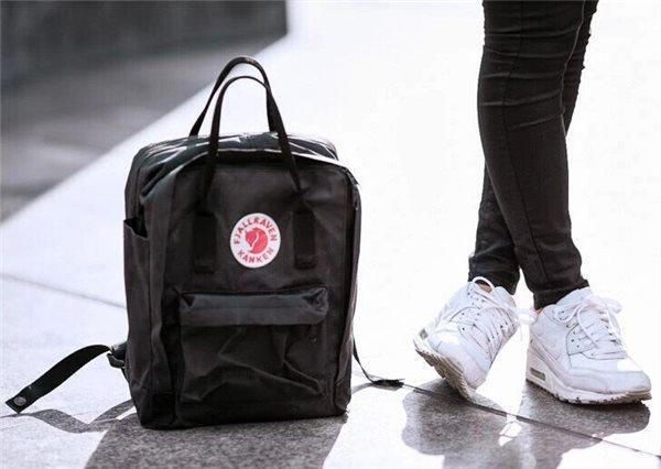 报告老板，这2个品牌双肩包，能够让妹子对你刮目相看