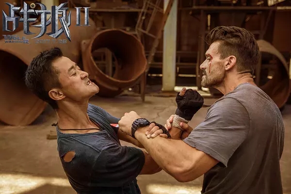 吴京采访谈战狼不找谢楠,吴京在拍战狼时对谢楠做了什么