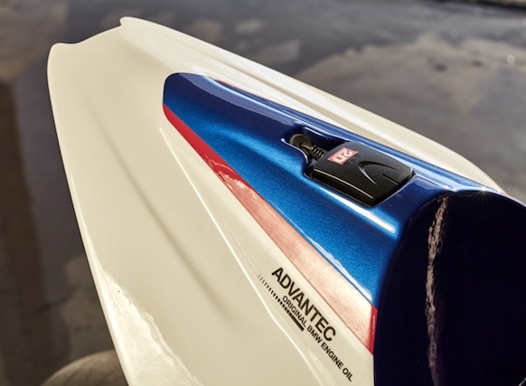 试驾宝马hp4race,宝马hp4race试驾