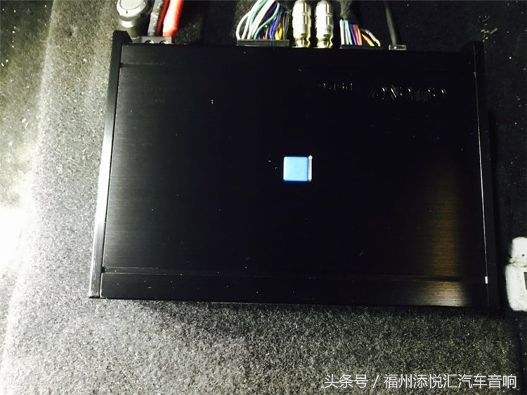 福州汽车音响加装店,福州汽车音响改装奔驰glb