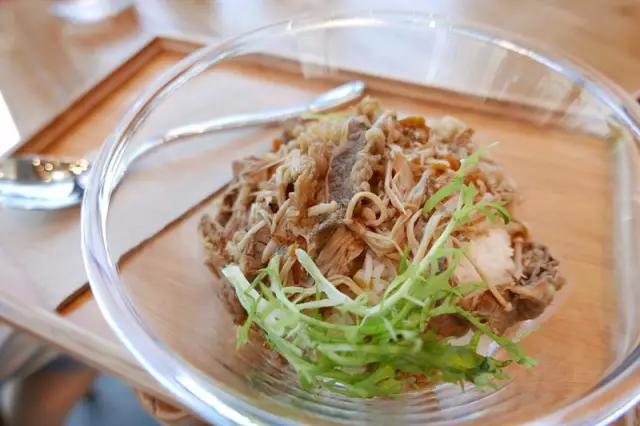 杭州武林门大草坪上270°透明玻璃屋！梦幻甜品咖啡店，童话的甜蜜