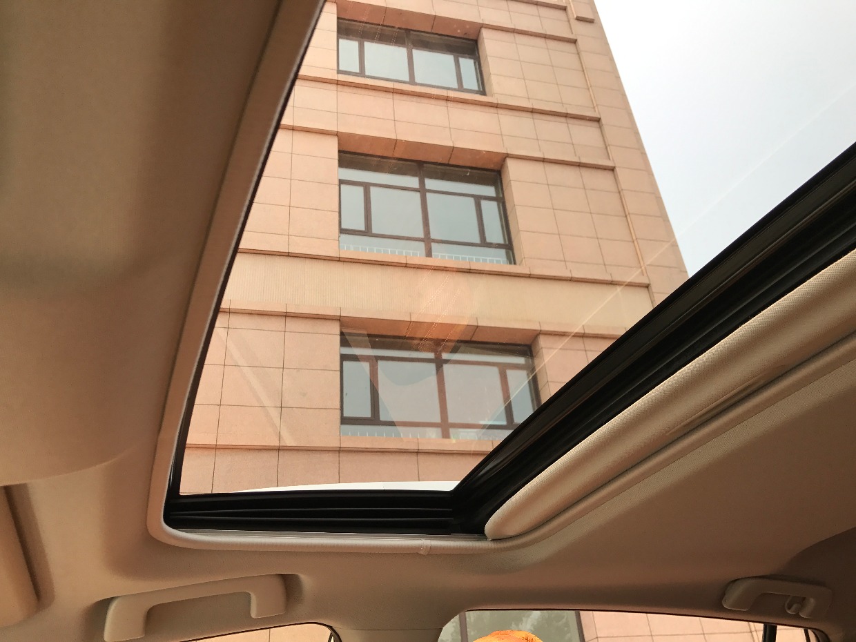 rav4荣放2万公里保养,荣放rav4和crv哪个适合自驾游