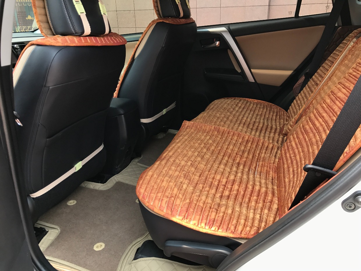 rav4荣放2万公里保养,荣放rav4和crv哪个适合自驾游