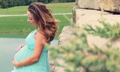 腰痛吃药治标不治本,腰痛怎么办五个动作让你不再难受