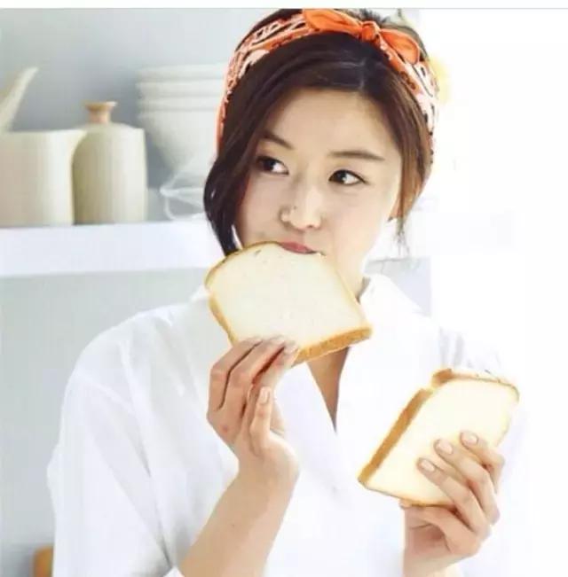 发带好看高级,可以修饰脸型的发带