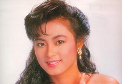 八九十年代火遍香港的“开心少女组”美少女们，如今怎么样了？