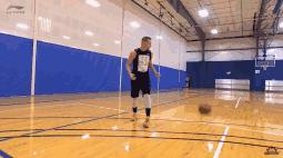 缺乏专业篮球教练,如何练习投篮让投篮变得更精准