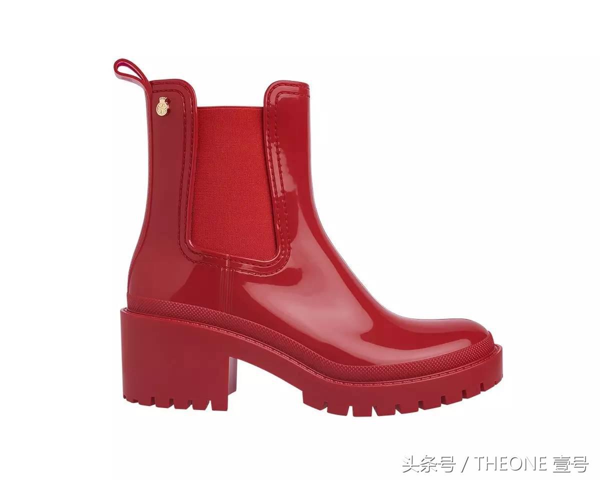 我掐指一算，你该买双雨鞋了