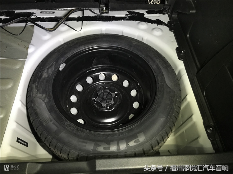 福州汽车音响加装店,福州汽车音响改装奔驰glb