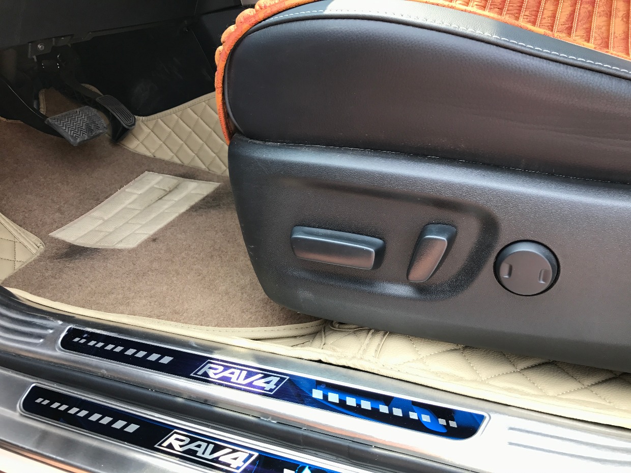 rav4荣放2万公里保养,荣放rav4和crv哪个适合自驾游