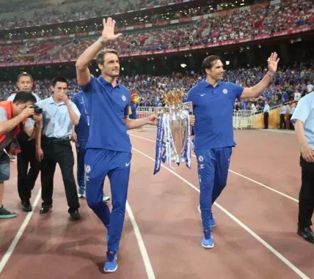 完美的鸟巢,鸟巢德比切尔西