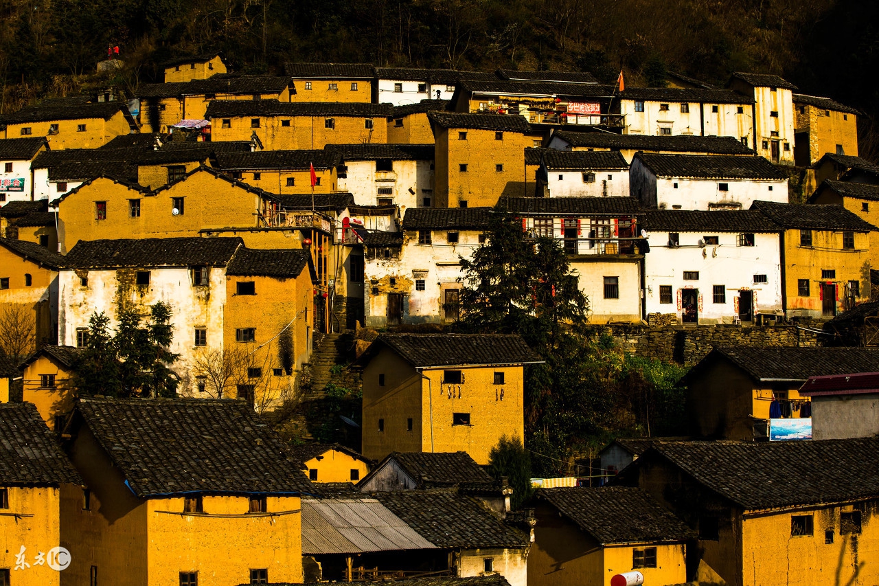 安徽歙县的阳产土楼村,安徽徽州土楼