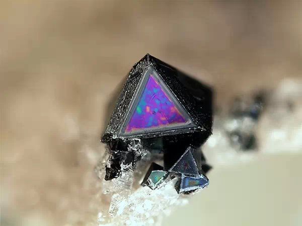 我的前半生宝石原石,我的前半生原石图片