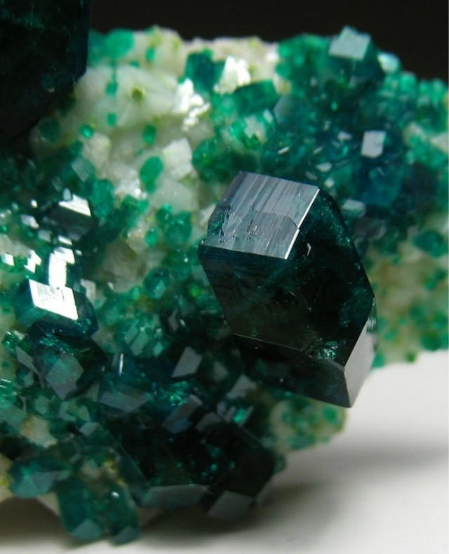 我的前半生宝石原石,我的前半生原石图片